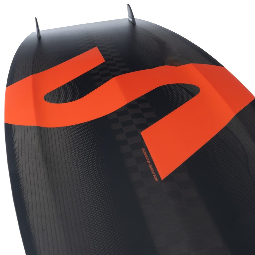 Formula V4 Kiteboarding Twin Tip Board | Slingshot Sports