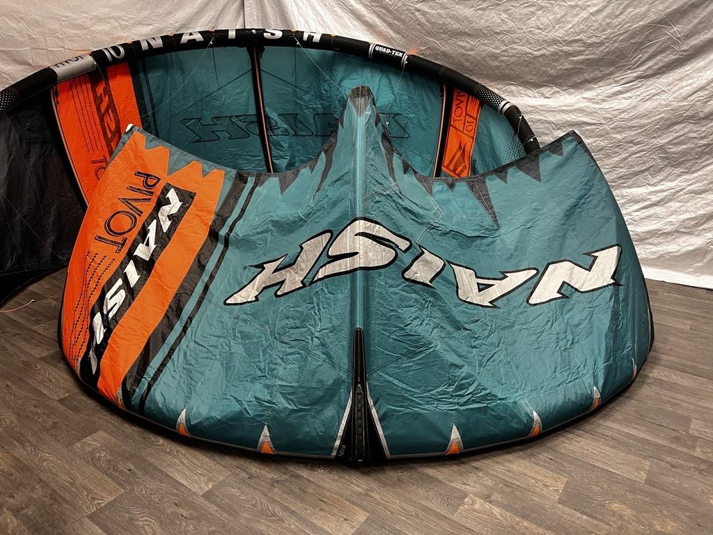 Naish Pivot 2020 8m 