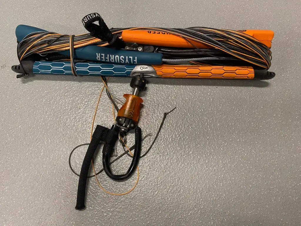 Flysurfer Infinity 4 bar M